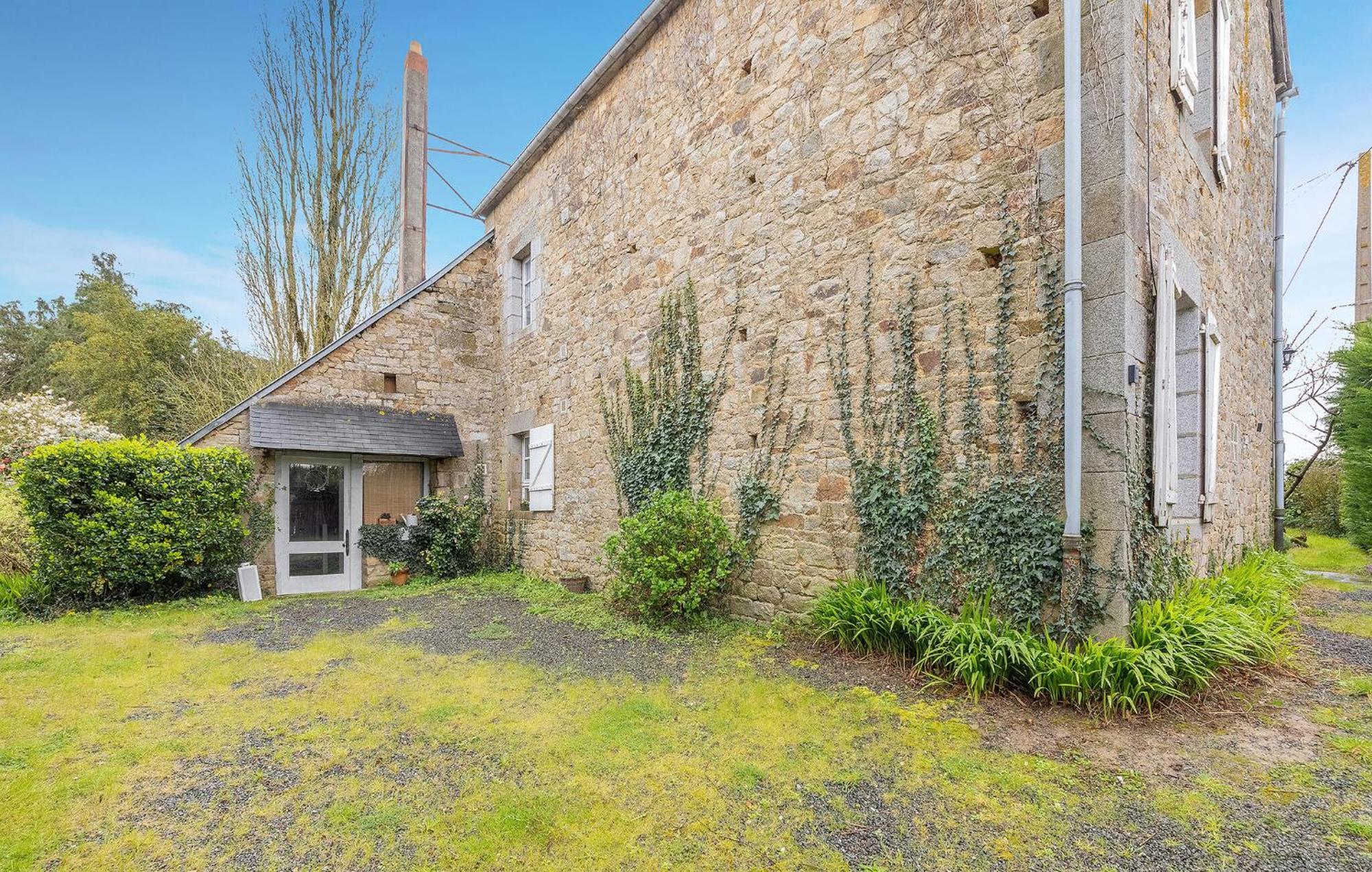 Lovely Home In Tremblay With Kitchen Les Portes du Coglais Eksteriør billede